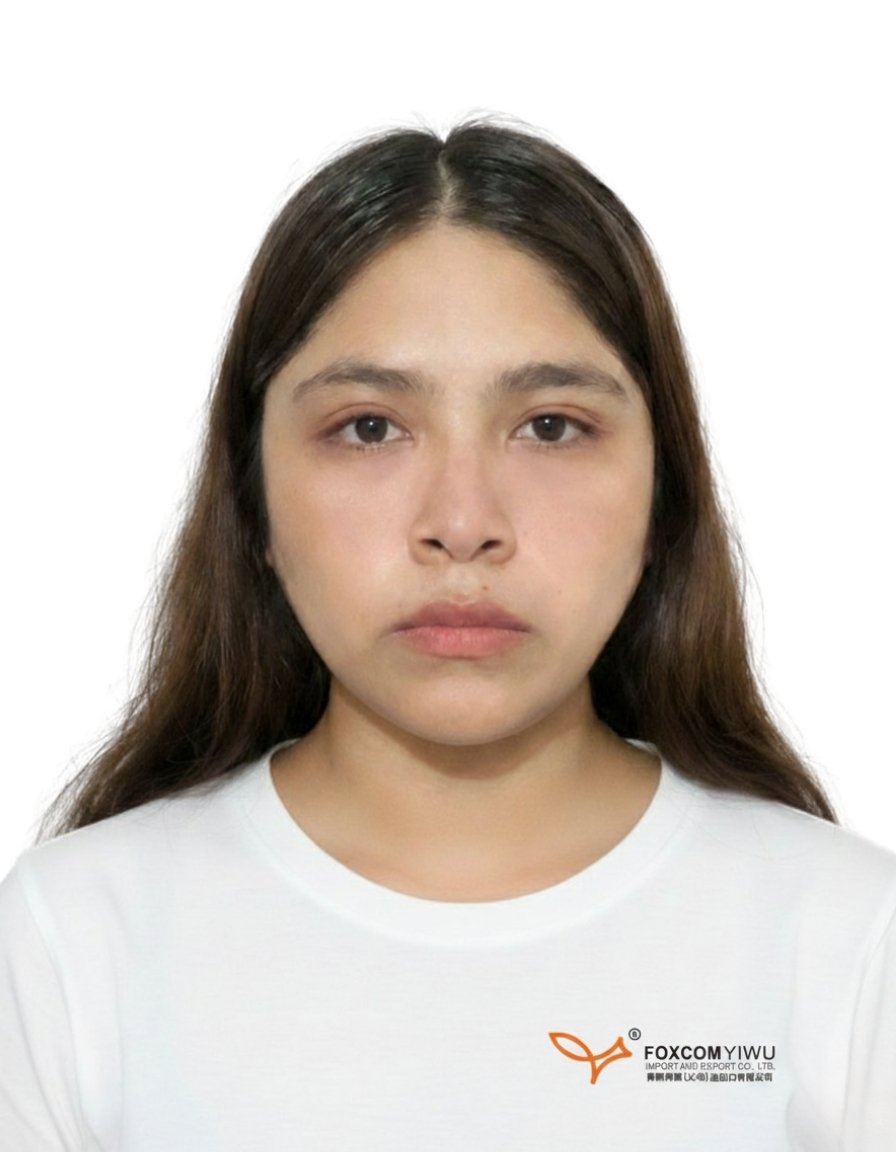 Danae Cayo, graduada en negocio internacionales y especialista en inteligencia de mercados