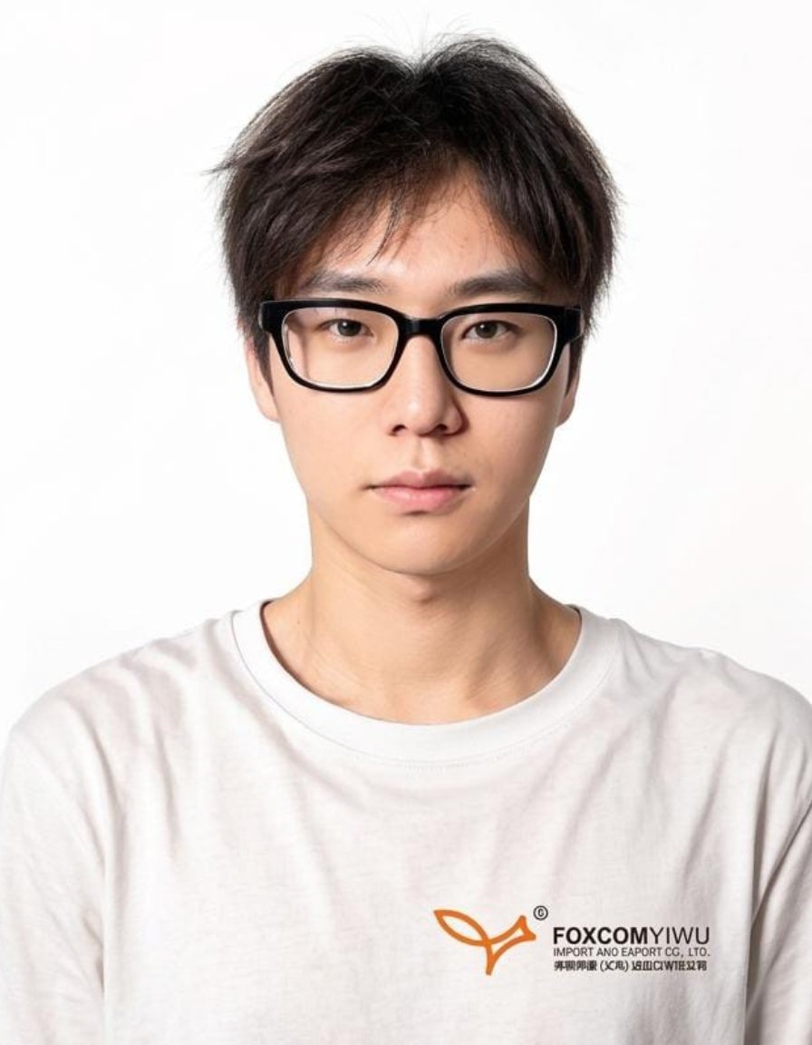 Yi Ferrand, estratega en cadena de suministro y especialista en homologación de estándares industriales.