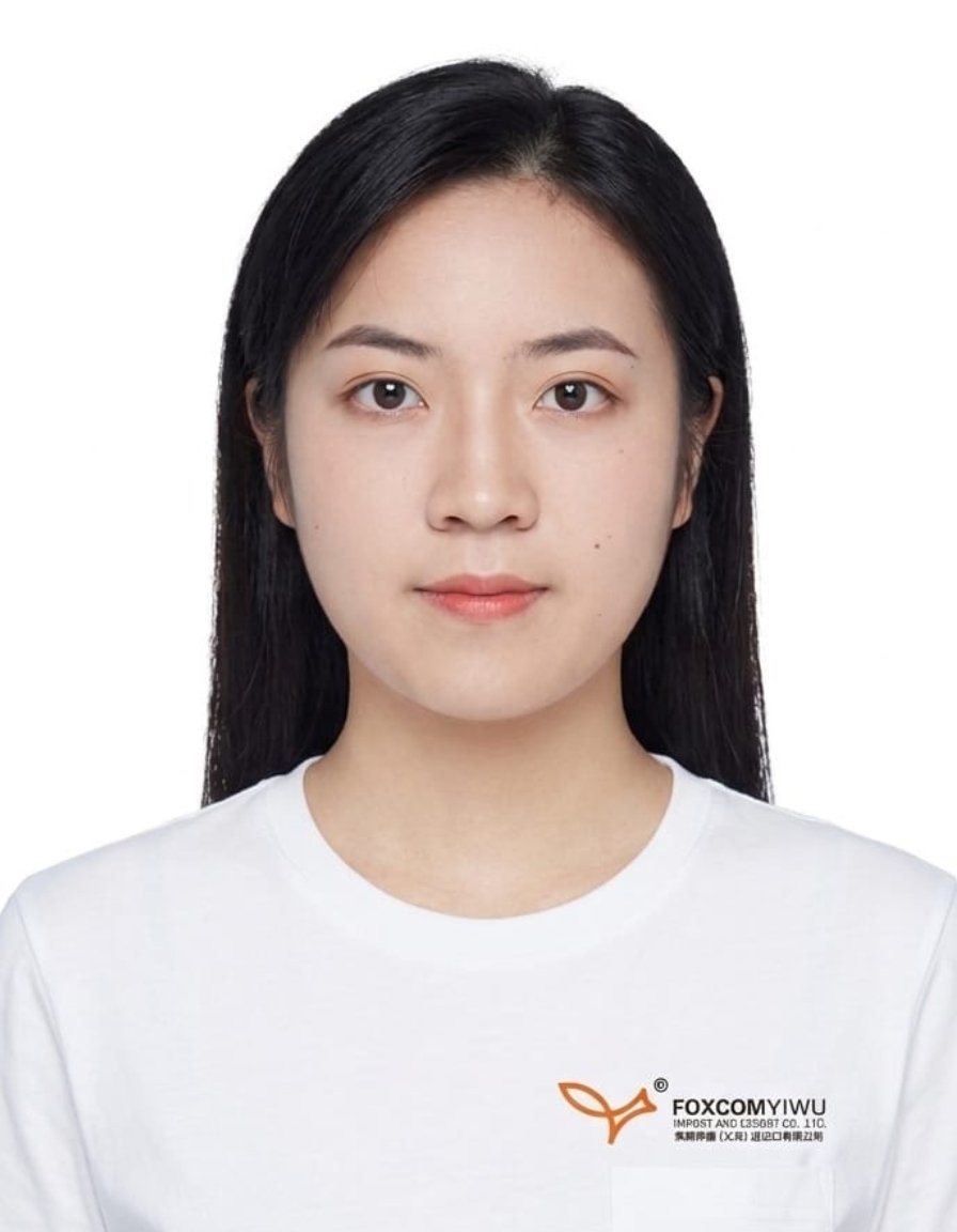 Mia Shen, graduada en Negocio Internacionales con honores en UXC